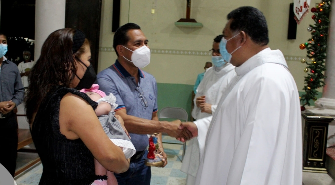 Iglesia católica otorga bendición al Gobierno de Texistepec